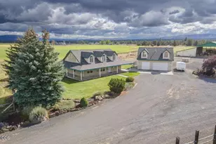 24585 Dodds Rd, Bend, OR 97701 - Photo 15