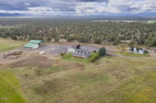 24585 Dodds Rd, Bend, OR 97701 - Photo 85