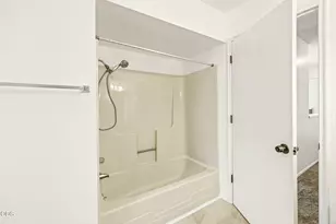 2774 Jessica Cir, Medford, OR 97504 - Photo 23