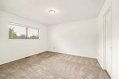 2774 Jessica Circle, Medford, OR 97504 - Photo 21