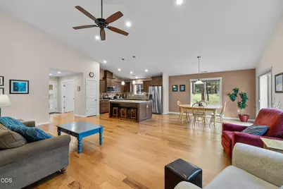 14431 Crossroads Loop, Sisters, OR 97759 - Photo 19