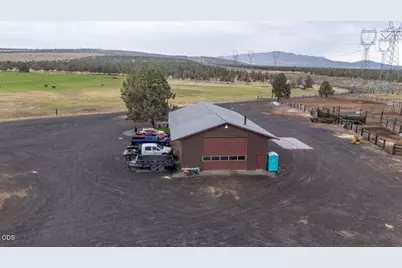 7995 SW Houston Lake Road, Powell Butte, OR 97753 - Photo 29