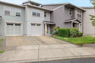 3126 Alameda St, Medford, OR 97504 - Photo 1
