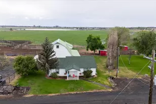 10410 SW Houston Lake Rd, Powell Butte, OR 97753 - Photo 31