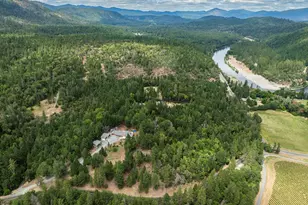 308 Limpy Creek Rd, Grants Pass, OR 97527 - Photo 39
