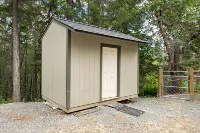 308 Limpy Creek Road, Grants Pass, OR 97527 - Photo 23