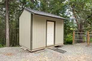 308 Limpy Creek Rd, Grants Pass, OR 97527 - Photo 23