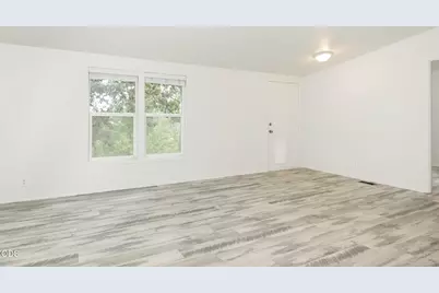 308 Limpy Creek Road, Grants Pass, OR 97527 - Photo 13