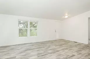 308 Limpy Creek Rd, Grants Pass, OR 97527 - Photo 13