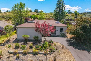 2054 California Ave, Klamath Falls, OR 97601 - Photo 3