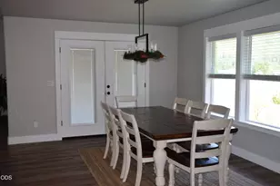 303 NW Collette Way, Grants Pass, OR 97526 - Photo 7
