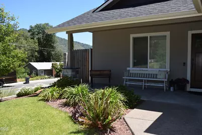 303 NW Collette Way, Grants Pass, OR 97526 - Photo 21
