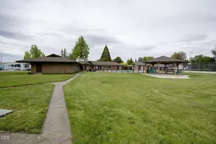733 Mindy Sue, Medford, OR 97501 - Photo 29