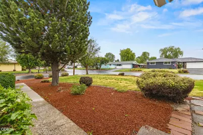 5292 Gatewood Drive, Klamath Falls, OR 97603 - Photo 3