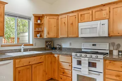 1009 SW Crosscut Court, Bend, OR 97702 - Photo 9
