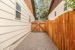 1009 SW Crosscut Ct, Bend, OR 97702 - Photo 25