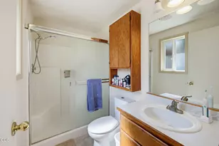 1330 Franklin Ct, Medford, OR 97501 - Photo 23