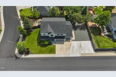 2484 SW 39th Street, Redmond, OR 97756 - Photo 3