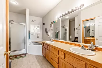 902 Golden Pheasant Drive, Redmond, OR 97756 - Photo 11