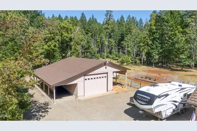 1133 Idlewild Drive, Cave Junction, OR 97523 - Photo 11
