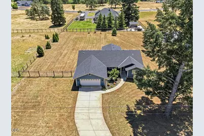 531 Schumacher Street, Cave Junction, OR 97523 - Photo 31