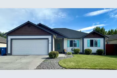 2142 NW Elm Avenue, Redmond, OR 97756 - Photo 1