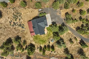 70275 Club Rd, Sisters, OR 97759 - Photo 55