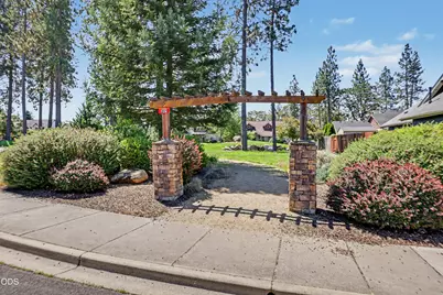 225 Echo Way, Eagle Point, OR 97524 - Photo 61