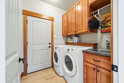 225 Echo Way, Eagle Point, OR 97524 - Photo 41