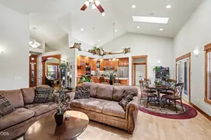 225 Echo Way, Eagle Point, OR 97524 - Photo 13