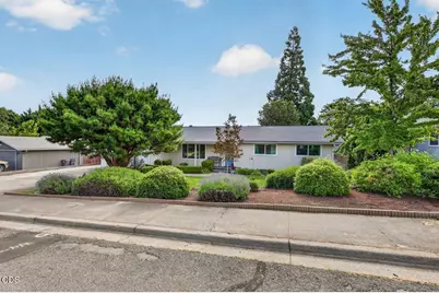 931 Mira Mar Avenue, Medford, OR 97504 - Photo 25
