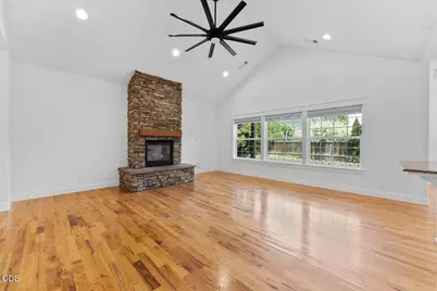 13 Portabello Way, Eagle Point, OR 97524 - Photo 17