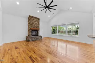 13 Portabello Way, Eagle Point, OR 97524 - Photo 17