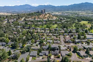 2471 Republic Way, Medford, OR 97504 - Photo 29