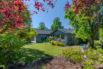 2471 Republic Way, Medford, OR 97504 - Photo 1
