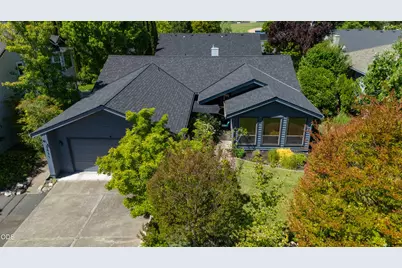 2471 Republic Way, Medford, OR 97504 - Photo 27