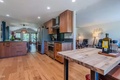 2471 Republic Way, Medford, OR 97504 - Photo 13