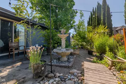 2471 Republic Way, Medford, OR 97504 - Photo 29