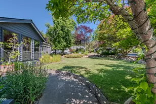 2471 Republic Way, Medford, OR 97504 - Photo 37