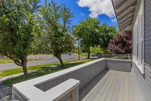 1132 Crescent Ave, Klamath Falls, OR 97601 - Photo 45