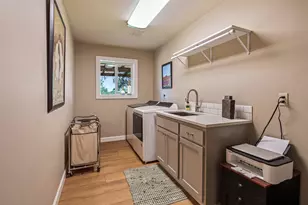 24855 Deer Ln, Bend, OR 97701 - Photo 37