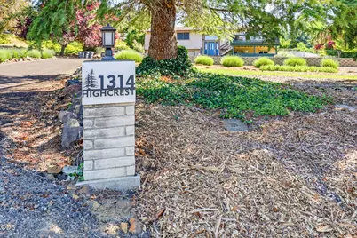 1314 Highcrest Drive, Medford, OR 97504 - Photo 47