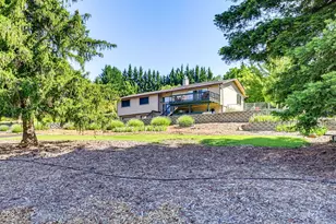 1314 Highcrest Dr, Medford, OR 97504 - Photo 41