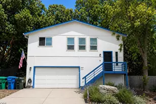 937 4th Ave, Gold Hill, OR 97525 - Photo 1