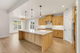 505 Autumn Hls Dr, Medford, OR 97504 - Photo 21