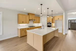 505 Autumn Hls Dr, Medford, OR 97504 - Photo 15