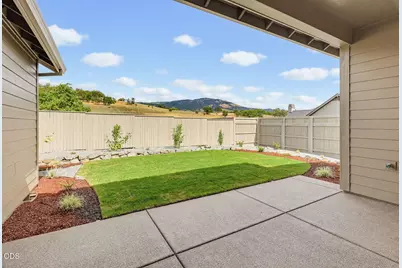 505 Autumn Hills Drive, Medford, OR 97504 - Photo 43