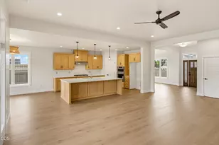 505 Autumn Hls Dr, Medford, OR 97504 - Photo 11