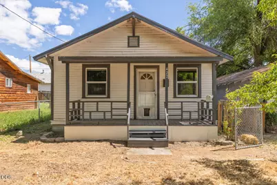 427 Martin Street, Klamath Falls, OR 97601 - Photo 1