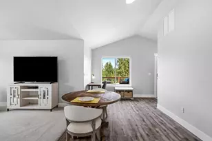 20960 Royal Oak Cir, Bend, OR 97701 - Photo 85